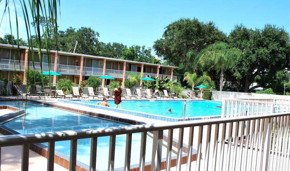 Howard Johnson By Wyndham Tropical Palms Kissimmee Eksteriør billede